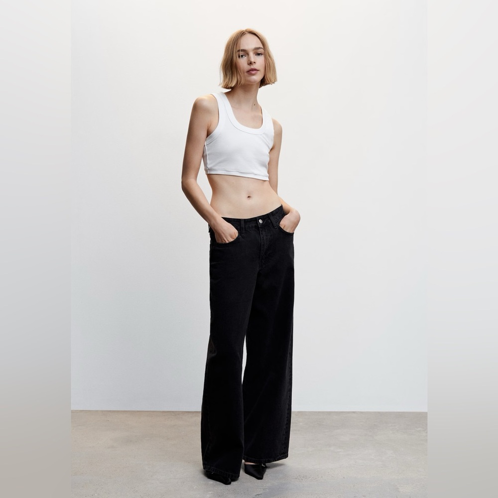 Low waist wide leg jeans